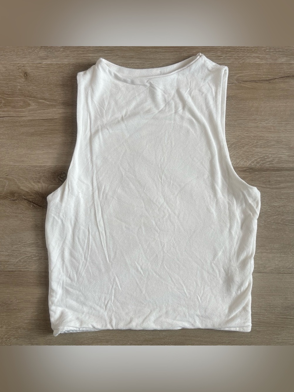 White Sleeveless Ribbed Crop Tank Top - Classic Women's Top size M